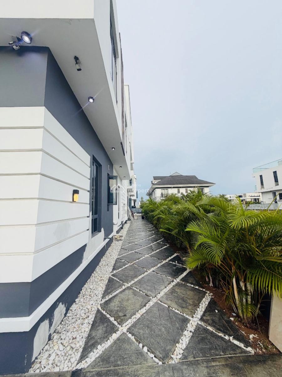 5-bedroom Semi-detached Home, Cowrie Creek Estate, Ikate, Lekki, Lagos, Semi-detached Duplex for Sale