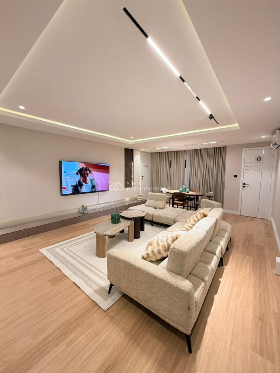 Luxury 1 Bedroom Apartment with Housekeeping and Swimming Pool, Gymnasium,chauffeur on Request,massage and Therapy on Request, Lekki Phase 1, Lekki, Lagos, Flat / Apartment Short Let