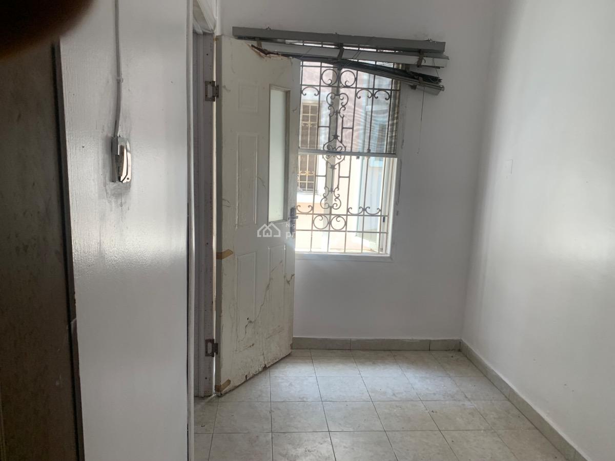Bq, Conservation Center - Chevron Axis, Lekki, Lagos, Self Contain (single Rooms) for Rent