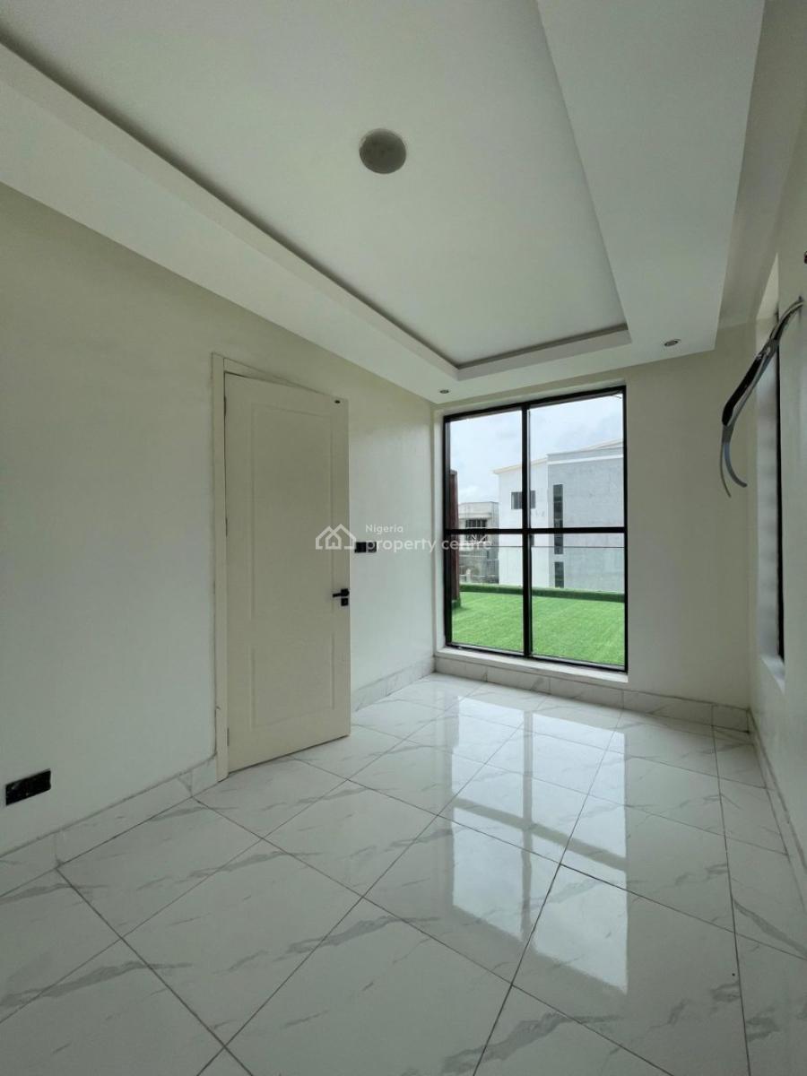 Beautiful Spacious 5bed Detached House, Lekki Phase 1, Lekki, Lagos, Detached Duplex for Sale