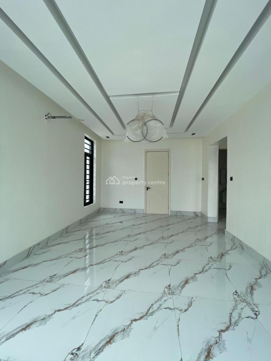 Beautiful Spacious 5bed Detached House, Lekki Phase 1, Lekki, Lagos, Detached Duplex for Sale