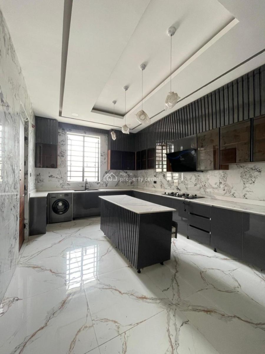 Beautiful Spacious 5bed Detached House, Lekki Phase 1, Lekki, Lagos, Detached Duplex for Sale