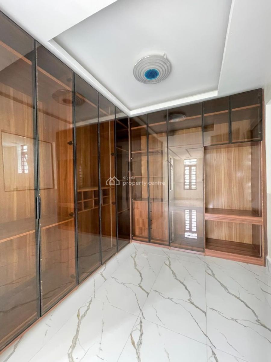 Beautiful Spacious 5bed Detached House, Lekki Phase 1, Lekki, Lagos, Detached Duplex for Sale