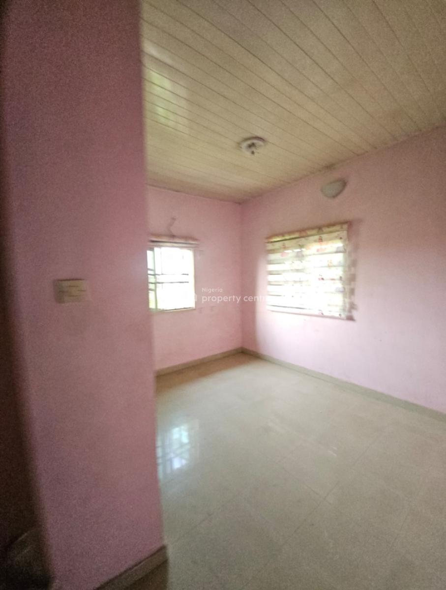 5-bedroom Detached House at Waterfront Estate, Magodo Phase 1, Waterfront Estate, Gra Phase 1, Magodo, Lagos, Detached Duplex for Rent