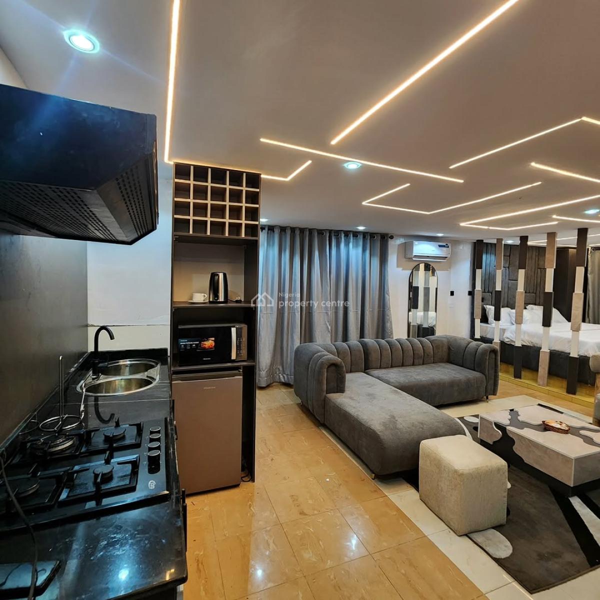 Mrfargi Residence 6 Bedroom Apartment with Ps5 & 2 Living Rooms, Moses Street, Gra Phase 2, Magodo, Lagos, Flat / Apartment Short Let