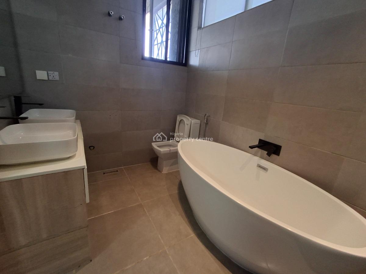4 Bedroom Terrace with Bq, Lekki Phase 1, Lekki, Lagos, House for Rent