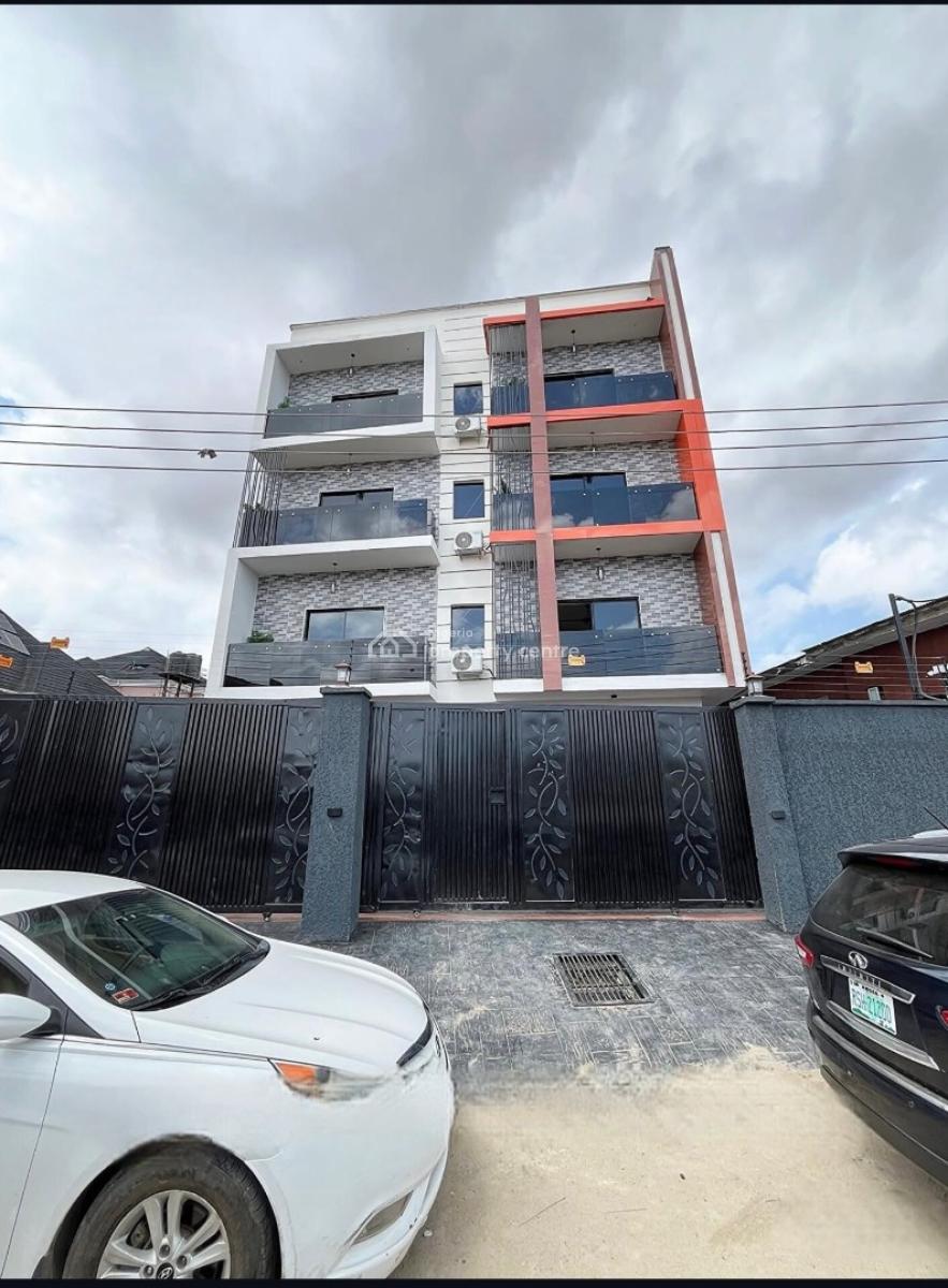Studio Apartment, Surulere, Surulere, Lagos, Block of Flats for Sale