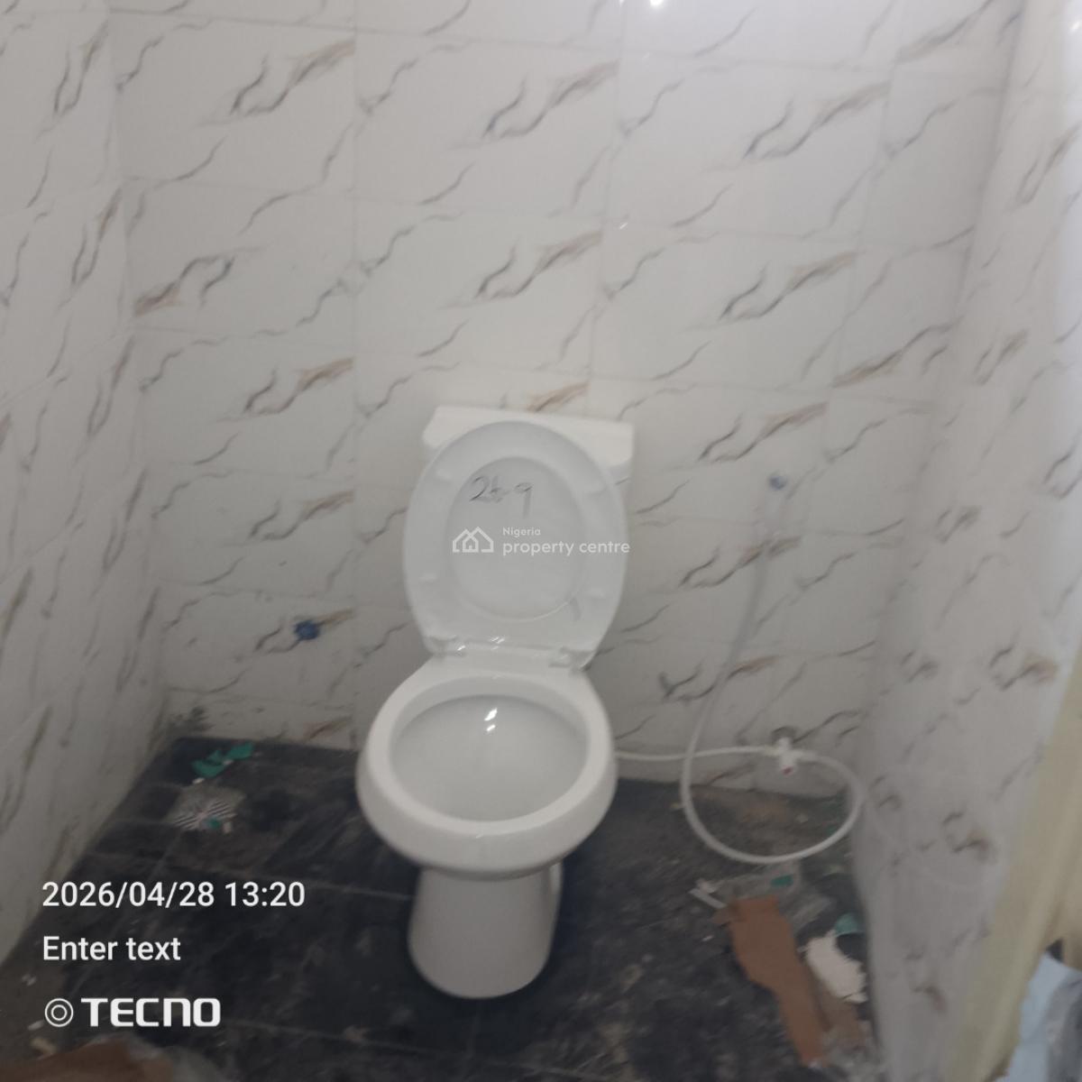 Massive Studio Flat Upstairs, Shapati Ibeju-lekki Lagos, Shapati, Ibeju Lekki, Lagos, Self Contain (single Rooms) for Rent