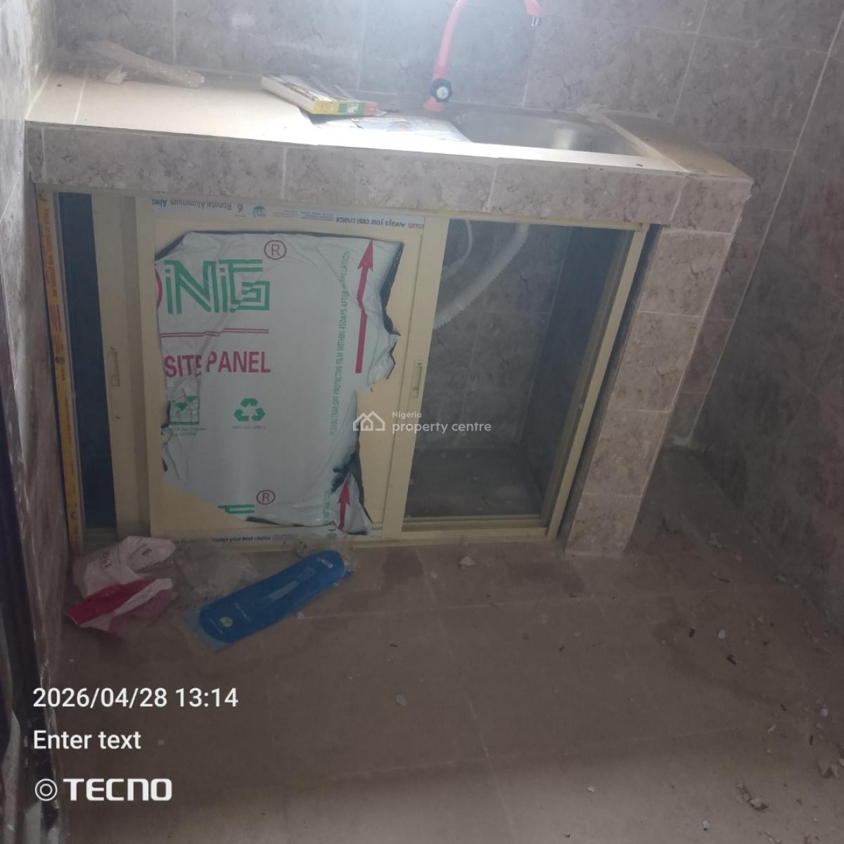 Massive Studio Flat Upstairs, Shapati Ibeju-lekki Lagos, Shapati, Ibeju Lekki, Lagos, Self Contain (single Rooms) for Rent