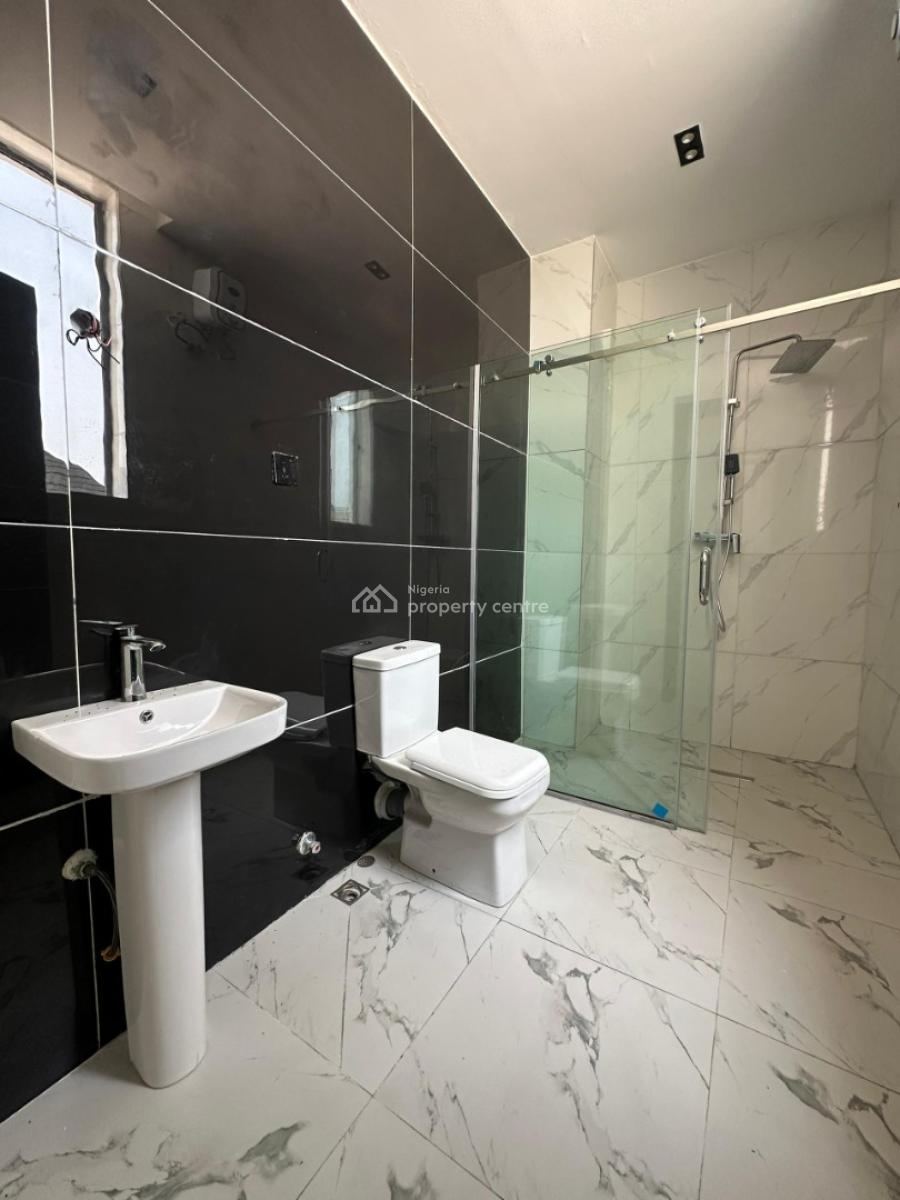2 Bedroom Luxury Apartment, Gated Estate, Ologolo, Lekki, Lagos, Flat / Apartment for Sale