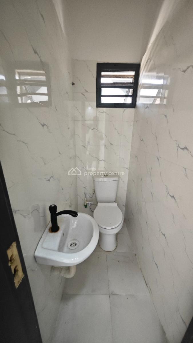 Luxury Partly Serviced 2 Bedrooms Flat Comes with 5kva Solar Inverter, Off Palace Road, Oniru, Victoria Island (vi), Lagos, Flat / Apartment for Rent