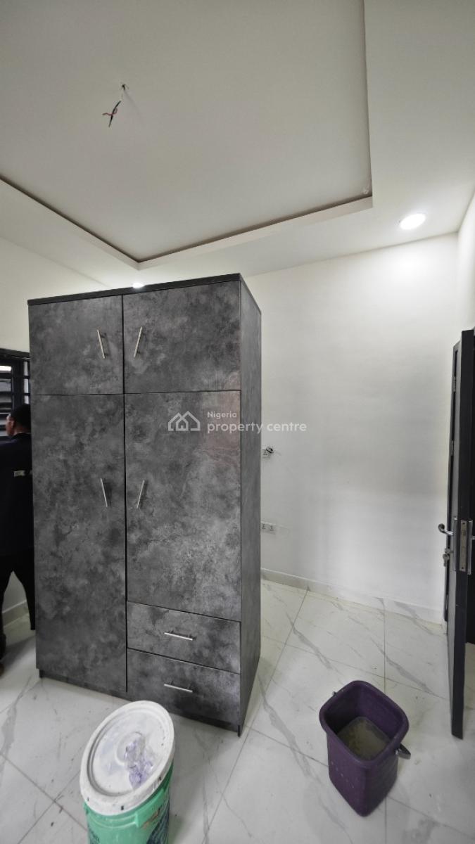 Luxury Partly Serviced 2 Bedrooms Flat Comes with 5kva Solar Inverter, Off Palace Road, Oniru, Victoria Island (vi), Lagos, Flat / Apartment for Rent