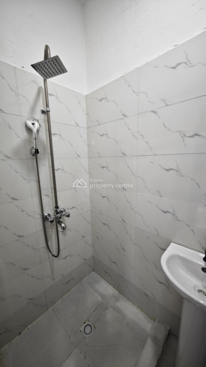 Luxury Partly Serviced 2 Bedrooms Flat Comes with 5kva Solar Inverter, Off Palace Road, Oniru, Victoria Island (vi), Lagos, Flat / Apartment for Rent