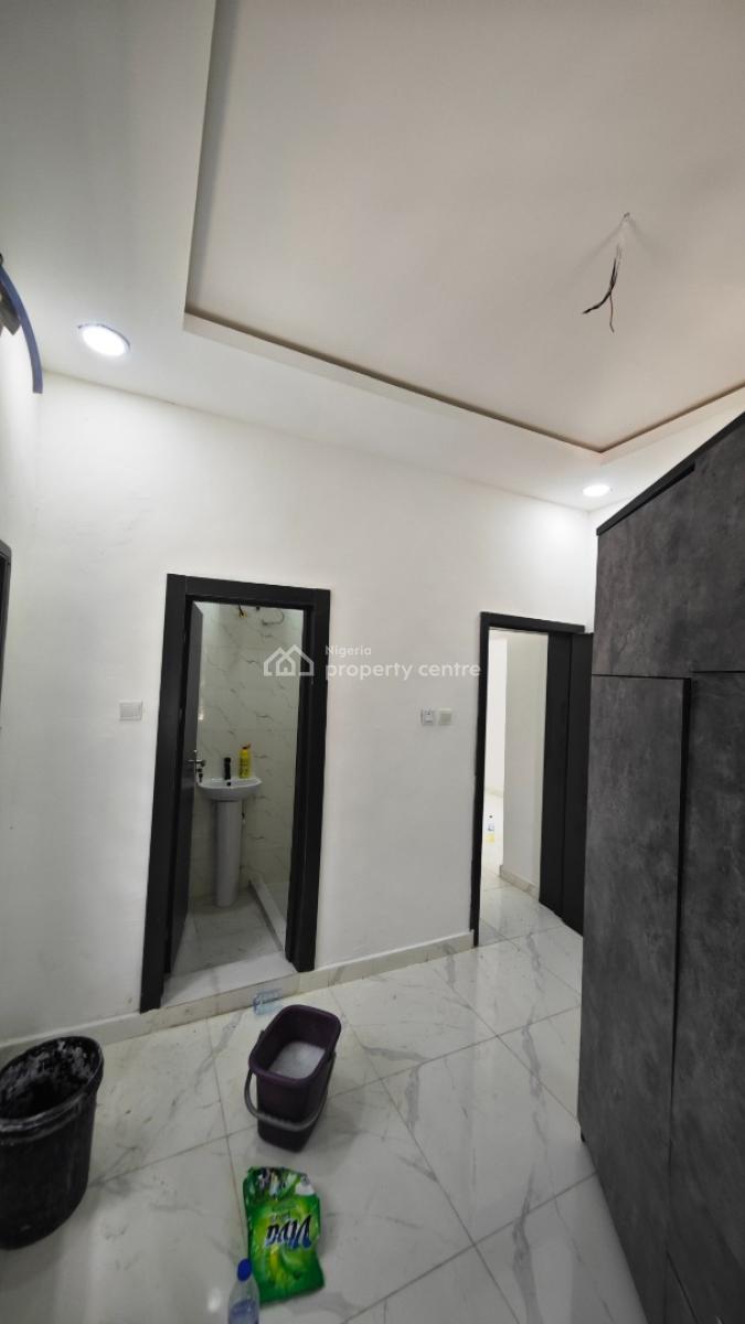 Luxury Partly Serviced 2 Bedrooms Flat Comes with 5kva Solar Inverter, Off Palace Road, Oniru, Victoria Island (vi), Lagos, Flat / Apartment for Rent