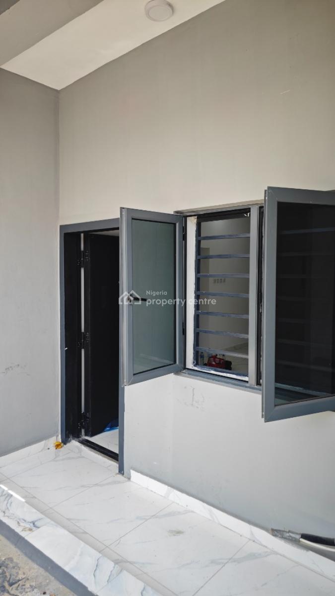 Luxury Partly Serviced 2 Bedrooms Flat Comes with 5kva Solar Inverter, Off Palace Road, Oniru, Victoria Island (vi), Lagos, Flat / Apartment for Rent