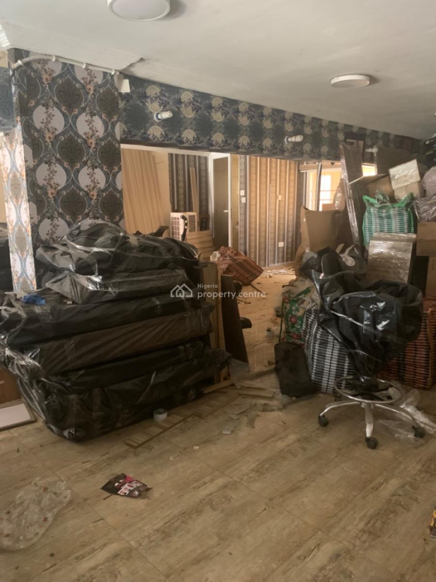 84sqm Shop Space on The Ground Floor, Mabushi, Abuja, Mabushi, Abuja, Shop for Rent