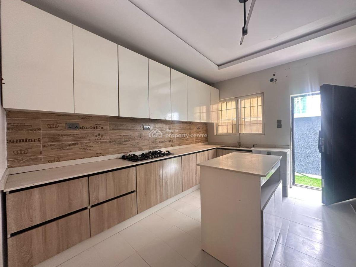 4-bedroom Semi-detached Duplex, Lekki, Lagos, Semi-detached Duplex for Rent