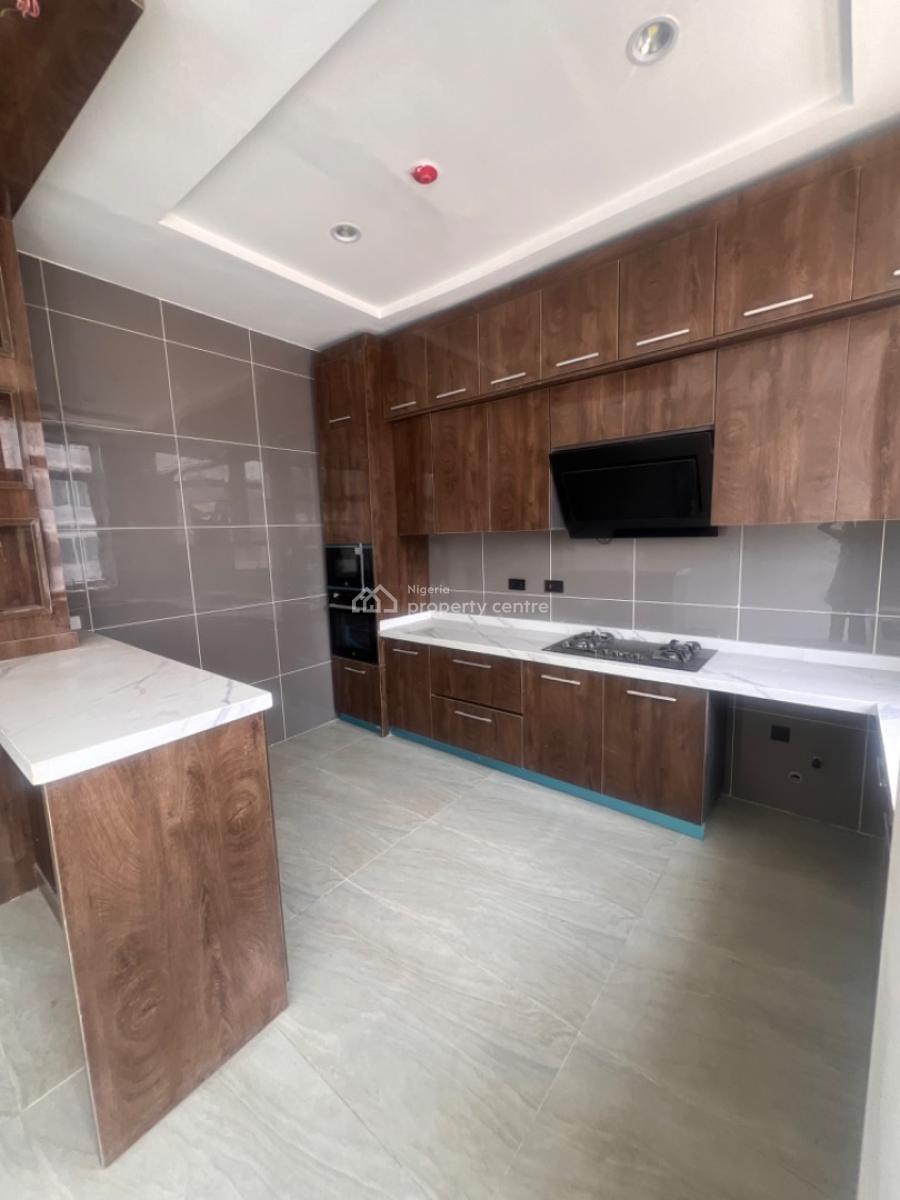 Newly Built and Spacious 2 Bedroom Apartment with Swimming Pool and Gy, Lekki Phase 1, Lekki, Lagos, Flat / Apartment for Sale