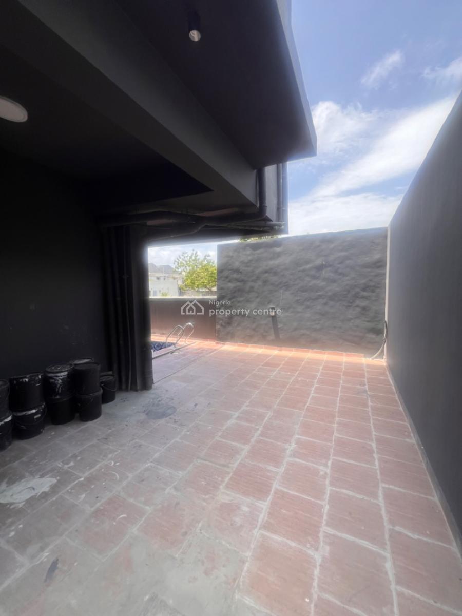 Newly Built and Spacious 2 Bedroom Apartment with Swimming Pool and Gy, Lekki Phase 1, Lekki, Lagos, Flat / Apartment for Sale