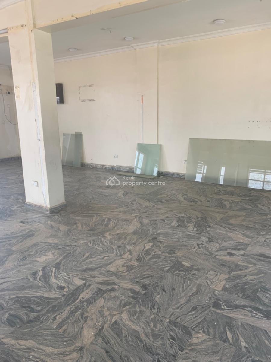 168sqm Shop Space on The 4th Floor with Elevator, Mabushi, Abuja, Mabushi, Abuja, Shop for Rent