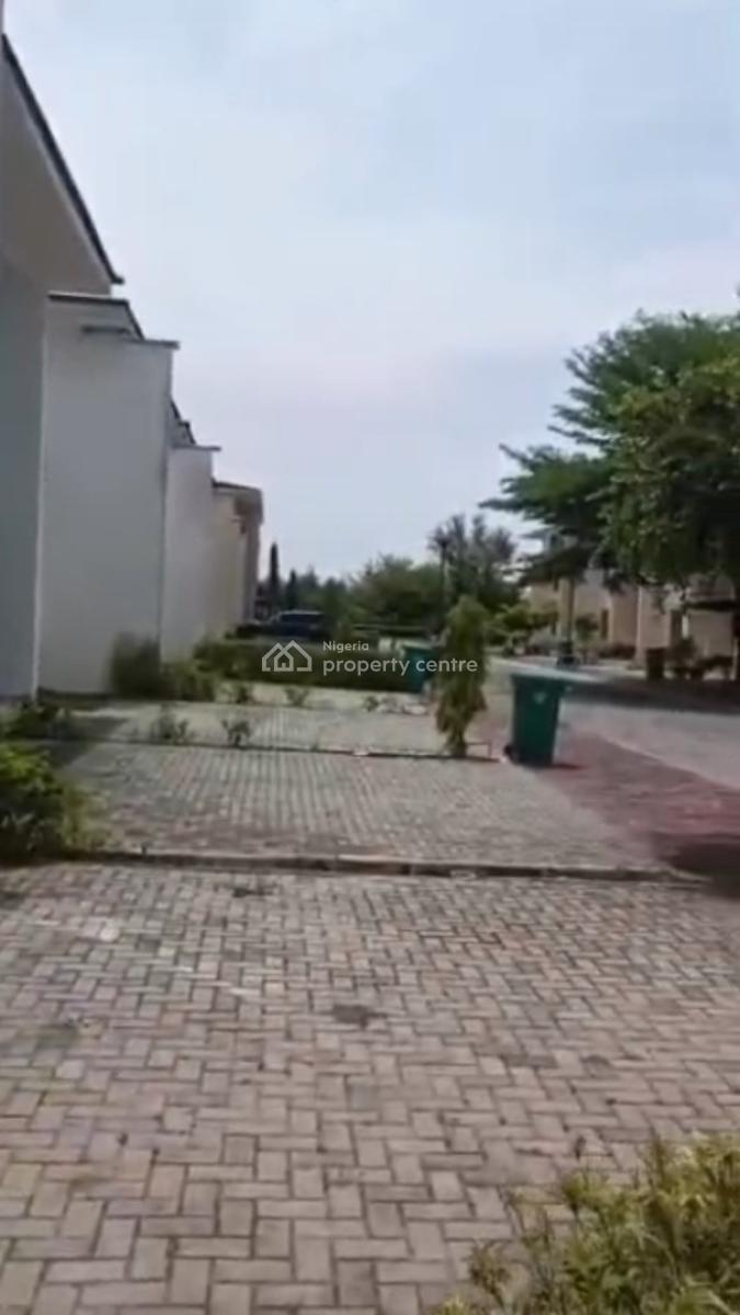 Beautifully Fully Furnished 2 Bedrooms Serviced Apartment, Lake Golf Estate, Lakowe, Ibeju Lekki, Lagos, Flat / Apartment for Rent