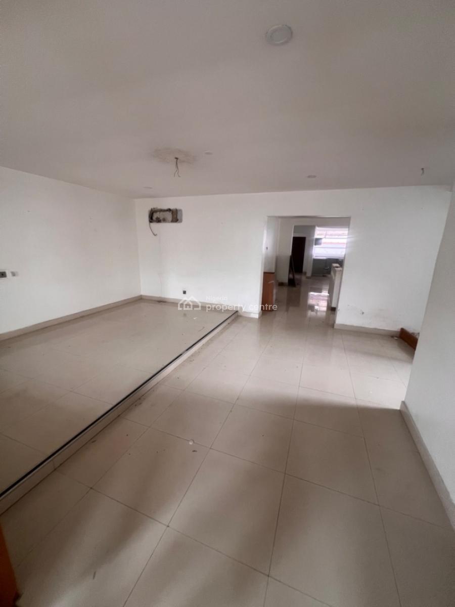 Very Massive 4 Bedroom Semi Detached Duplex in an Enclosed Estate, Lekki Phase 1, Lekki, Lagos, Semi-detached Duplex for Rent