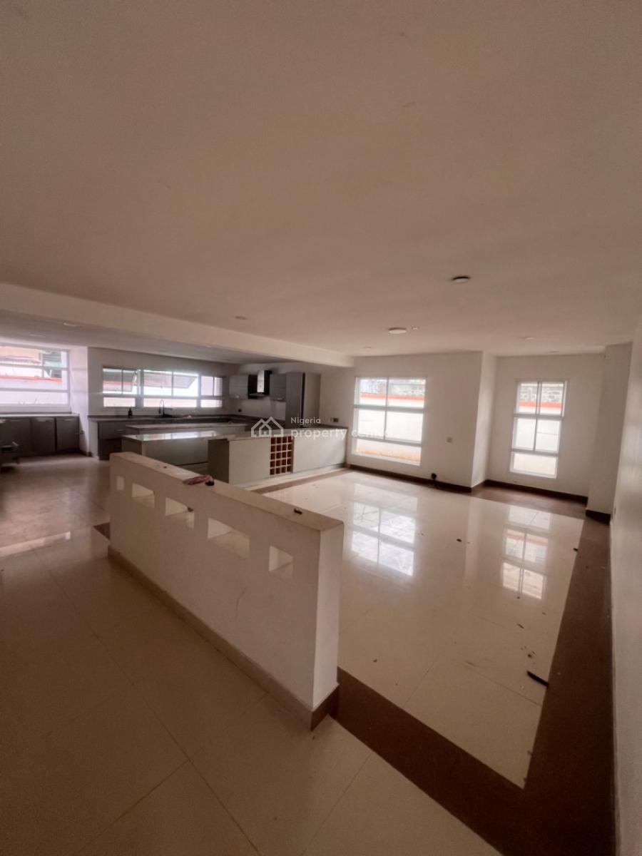 Very Massive 4 Bedroom Semi Detached Duplex in an Enclosed Estate, Lekki Phase 1, Lekki, Lagos, Semi-detached Duplex for Rent