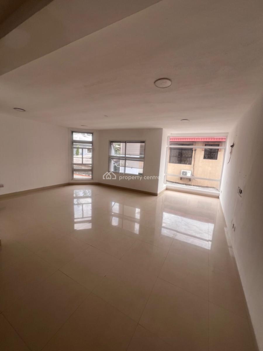 Very Massive 4 Bedroom Semi Detached Duplex in an Enclosed Estate, Lekki Phase 1, Lekki, Lagos, Semi-detached Duplex for Rent