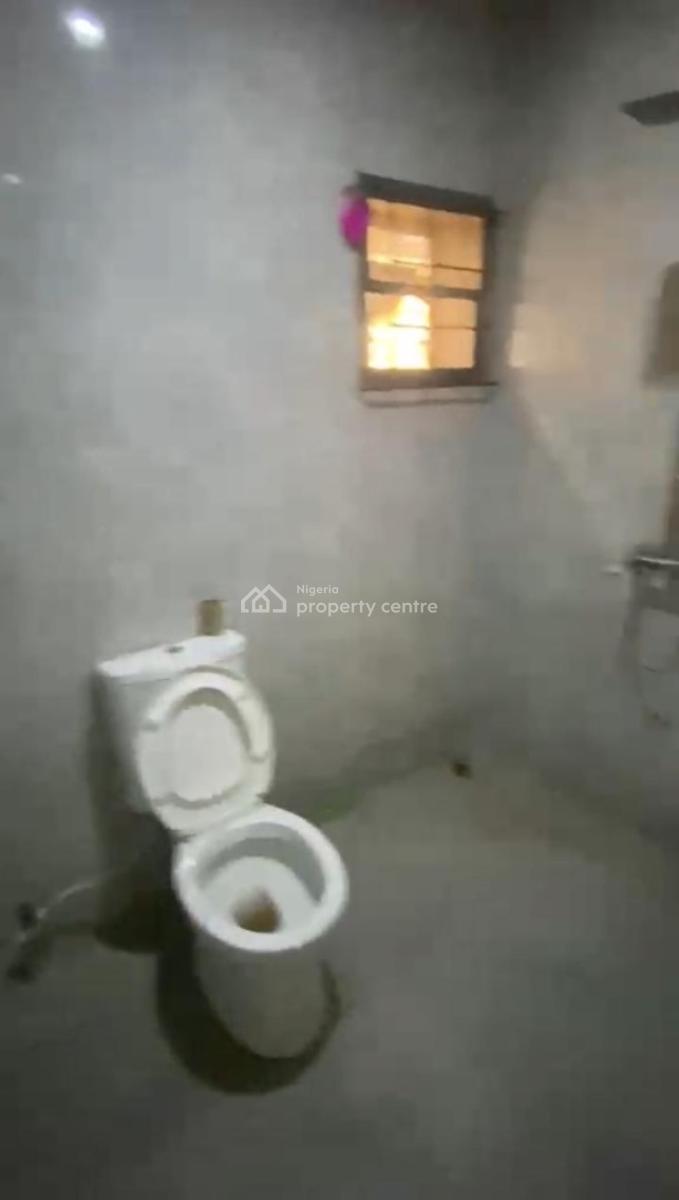 Lovely 2 Bedroom Flat, Soluyi, Gbagada, Lagos, Flat / Apartment for Rent