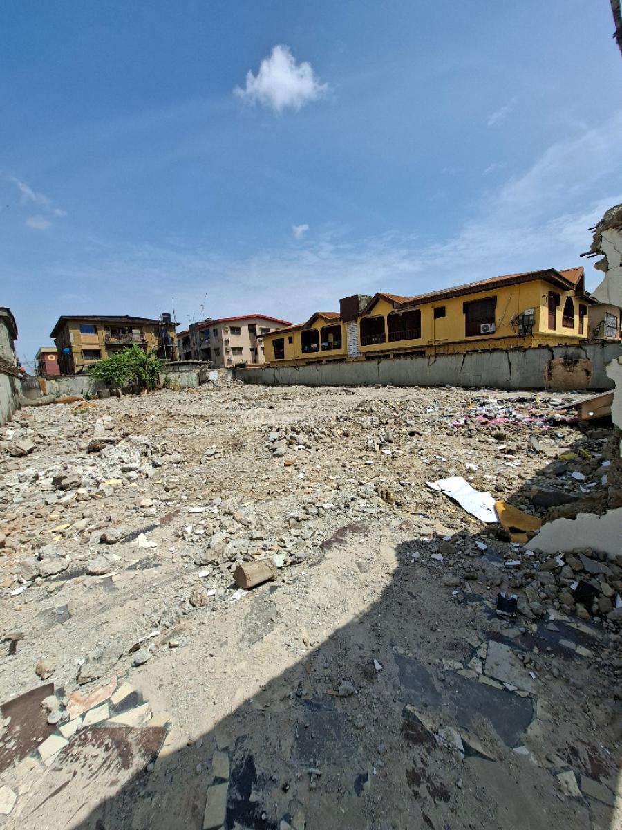 Large Dry Land with Comfort, Bayo Oyewole, Ago Palace, Isolo, Lagos, Mixed-use Land for Sale