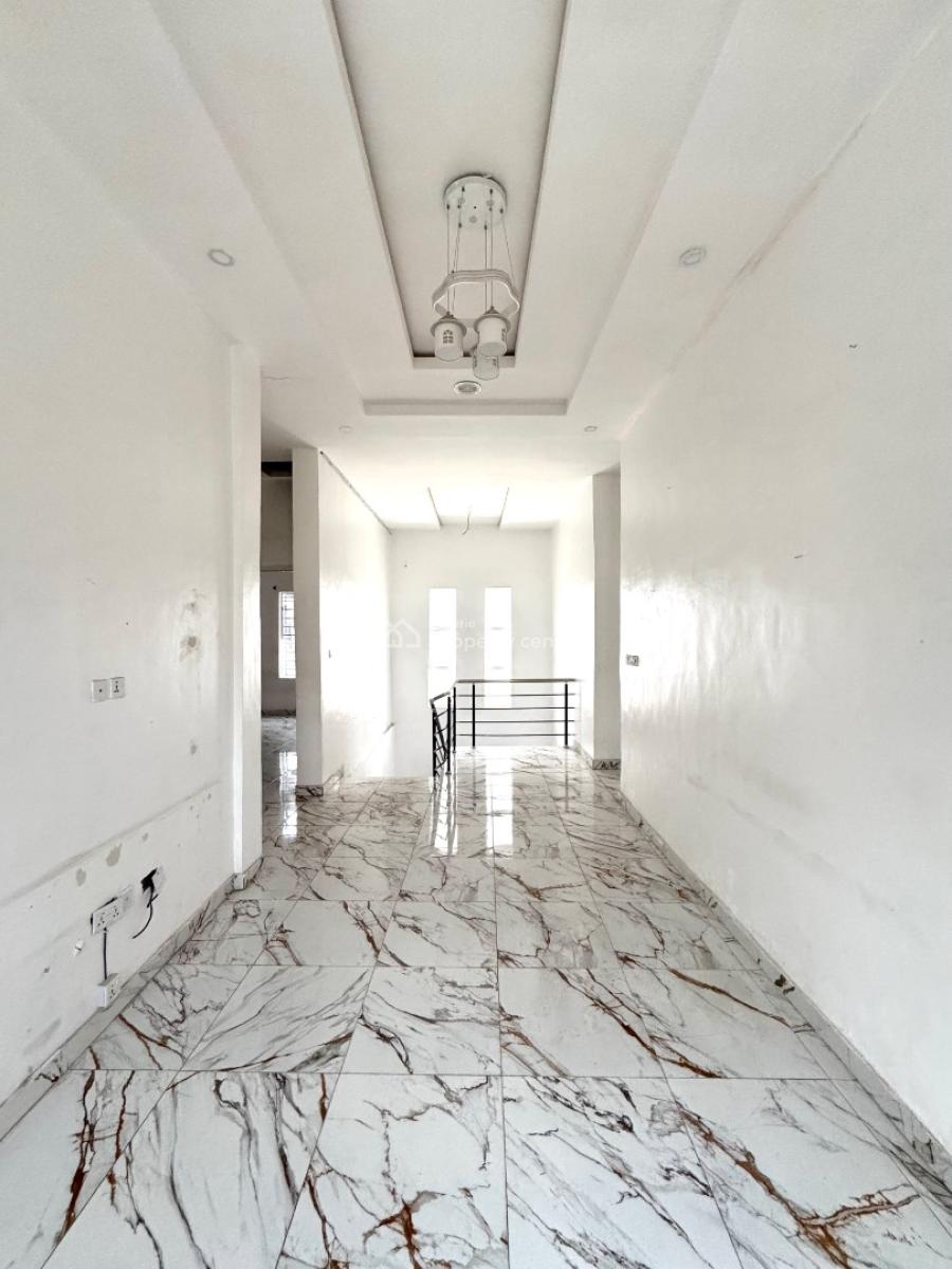 𝐌𝐀𝐈𝐍𝐓𝐀𝐈𝐍𝐄𝐃 5 𝐁𝐄𝐃𝐑𝐎𝐎𝐌 𝐃𝐄𝐓𝐀𝐂𝐇𝐄𝐃 𝐃𝐔𝐏𝐋𝐄𝐗, Osapa, Lekki, Osapa, Lekki, Lagos, Detached Duplex for Rent