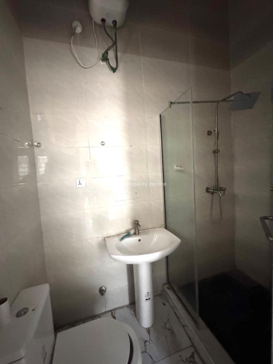 𝐌𝐀𝐈𝐍𝐓𝐀𝐈𝐍𝐄𝐃 5 𝐁𝐄𝐃𝐑𝐎𝐎𝐌 𝐃𝐄𝐓𝐀𝐂𝐇𝐄𝐃 𝐃𝐔𝐏𝐋𝐄𝐗, Osapa, Lekki, Osapa, Lekki, Lagos, Detached Duplex for Rent