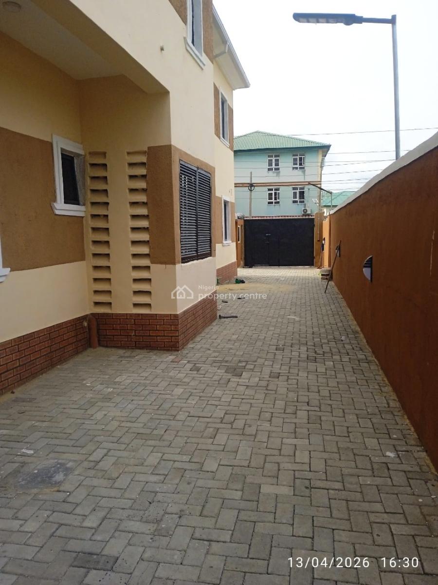 Newly Built Luxury 3bedroom Apartment Close Walkable Distance to Exp., Abule-parapo Ibeju-lekki Lagos, Awoyaya, Ibeju Lekki, Lagos, House for Rent