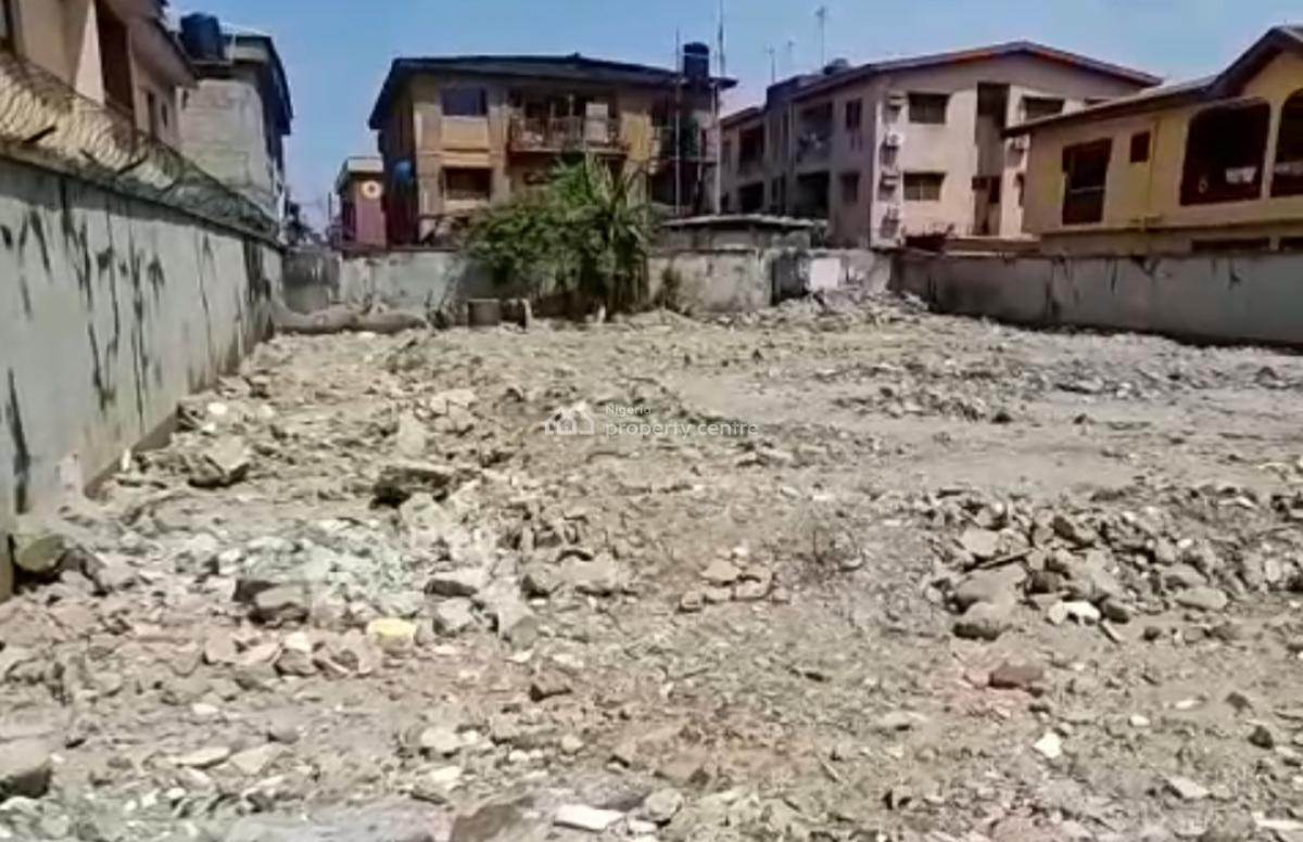 About 800sqm Dry Land, Bayo Oyewole Street, Off Ago Palace Way, Okota, Isolo, Lagos, Land for Sale