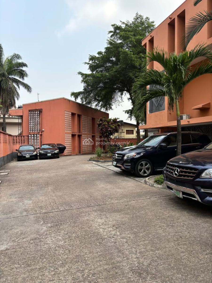 a Beautifully Finished 4-bedroom Terrace Home, Gerrard Road, Old Ikoyi, Ikoyi, Lagos, Terraced Duplex for Rent