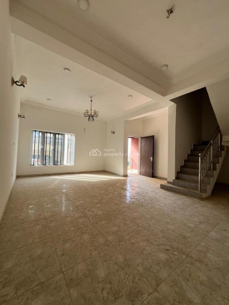 Spacious Four Bedrooms Terraced Duplex with Bq, Gaduwa, Abuja, Terraced Duplex for Rent