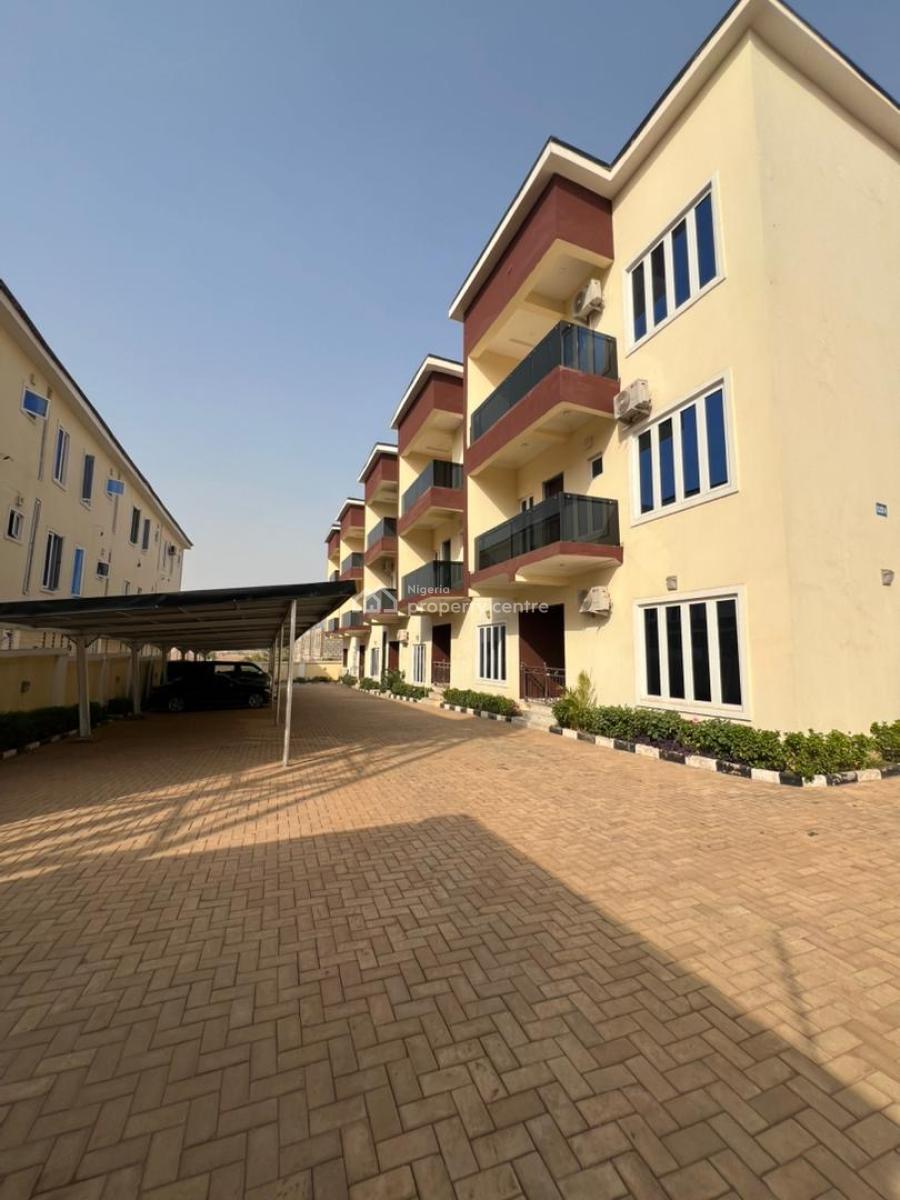 Spacious Four Bedrooms Terraced Duplex with Bq, Gaduwa, Abuja, Terraced Duplex for Rent