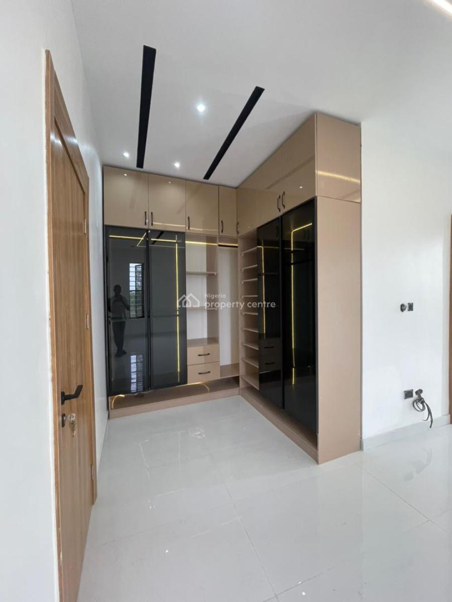 4 Bedroom Terrace Duplex, Ikota, Lekki, Lagos, Terraced Duplex for Sale