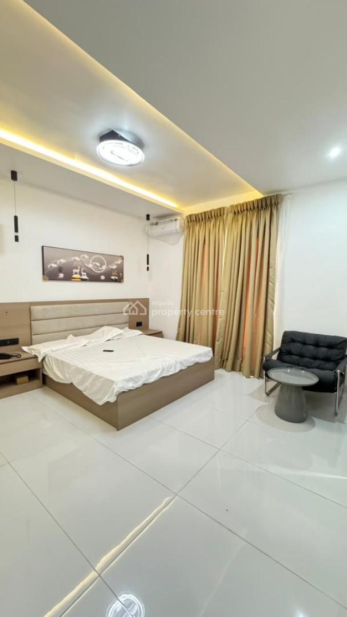 Furnished 1 Bedroom Apartment with Pool and Gym, Lekki Phase 1, Lekki, Lagos, Flat / Apartment for Sale