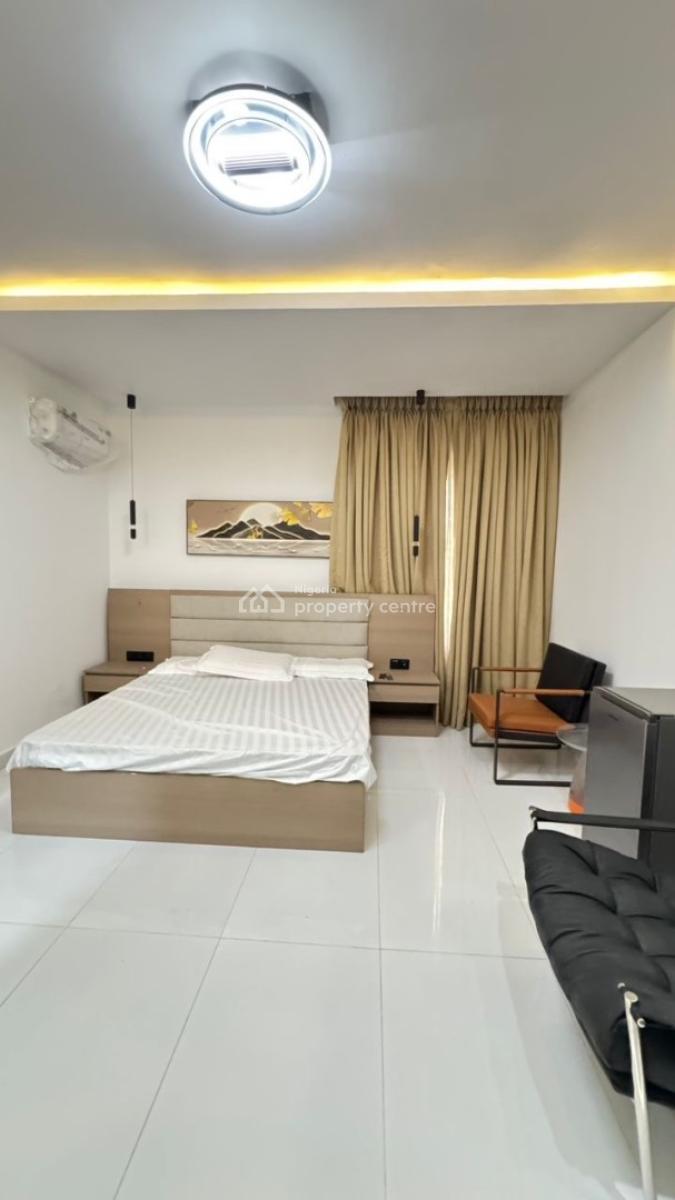 Furnished 1 Bedroom Apartment with Pool and Gym, Lekki Phase 1, Lekki, Lagos, Flat / Apartment for Sale