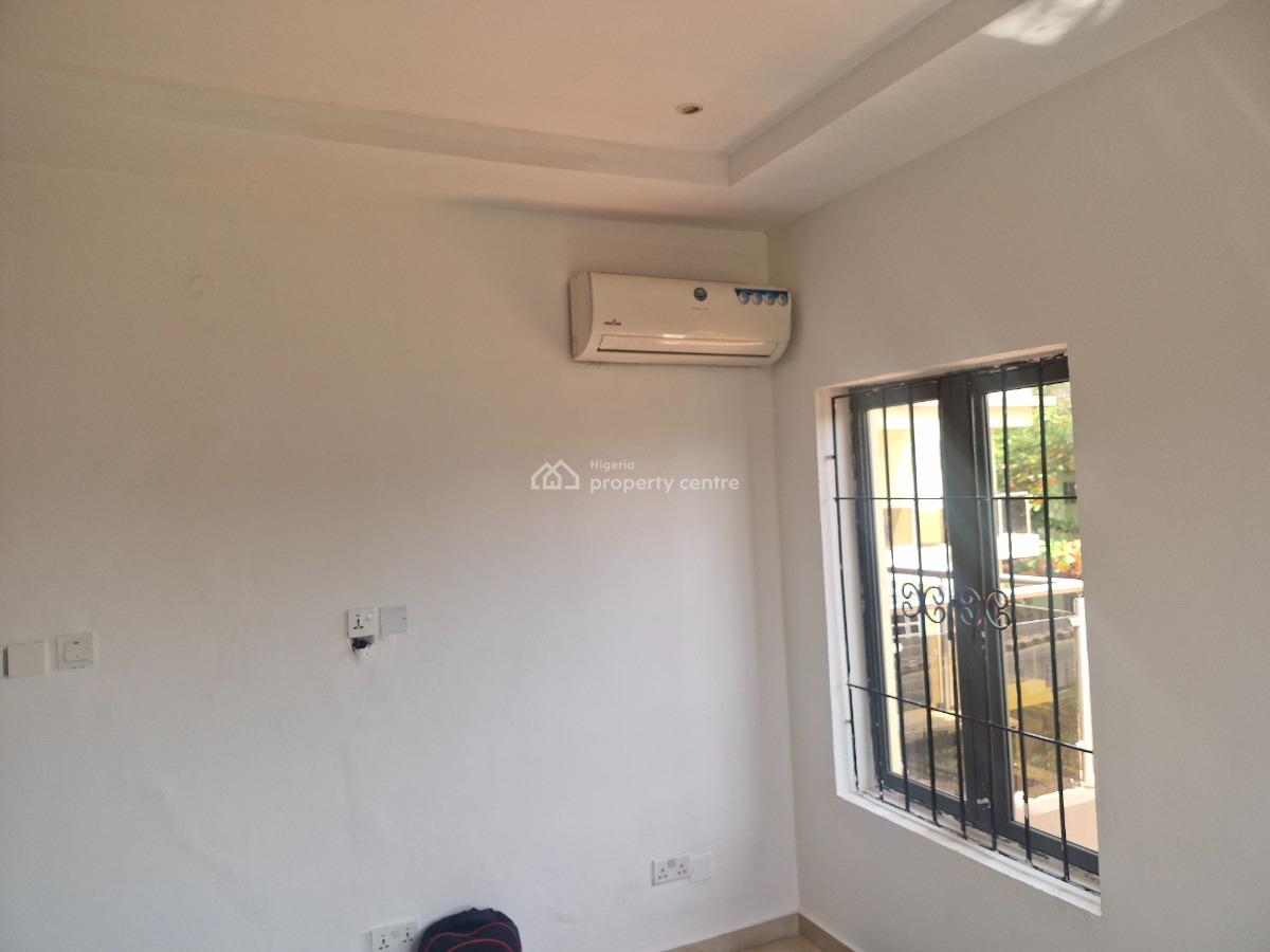3 Bedroom Apartment in Lekki Phase 1, Freedom Way, Lekki Phase 1, Lekki, Lagos, Flat / Apartment for Rent