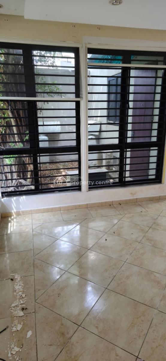 Decent 2bedroom Flat, Banana Island, Ikoyi, Lagos, Flat / Apartment for Rent