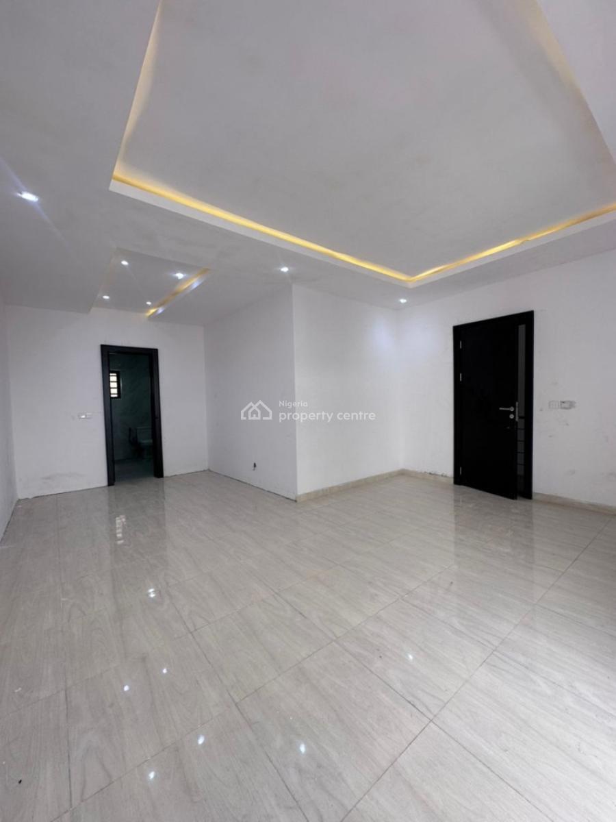 Glamorous Spacious 4 Bedroom Terrace Duplex with Bq, Ologolo, Lekki, Lagos, Terraced Duplex for Sale