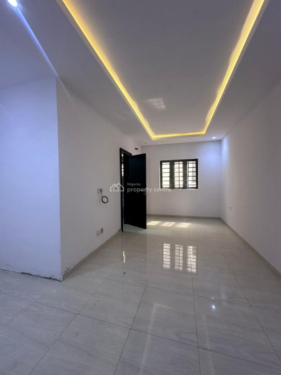 Glamorous Spacious 4 Bedroom Terrace Duplex with Bq, Ologolo, Lekki, Lagos, Terraced Duplex for Sale