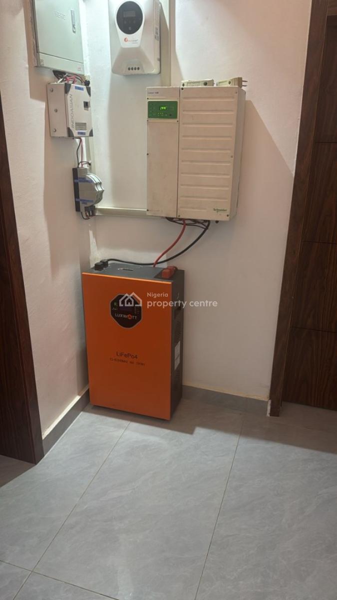 Executive Spacious Big 2bedroom Apartment, Mangoro, Ikeja, Lagos, Flat / Apartment for Sale