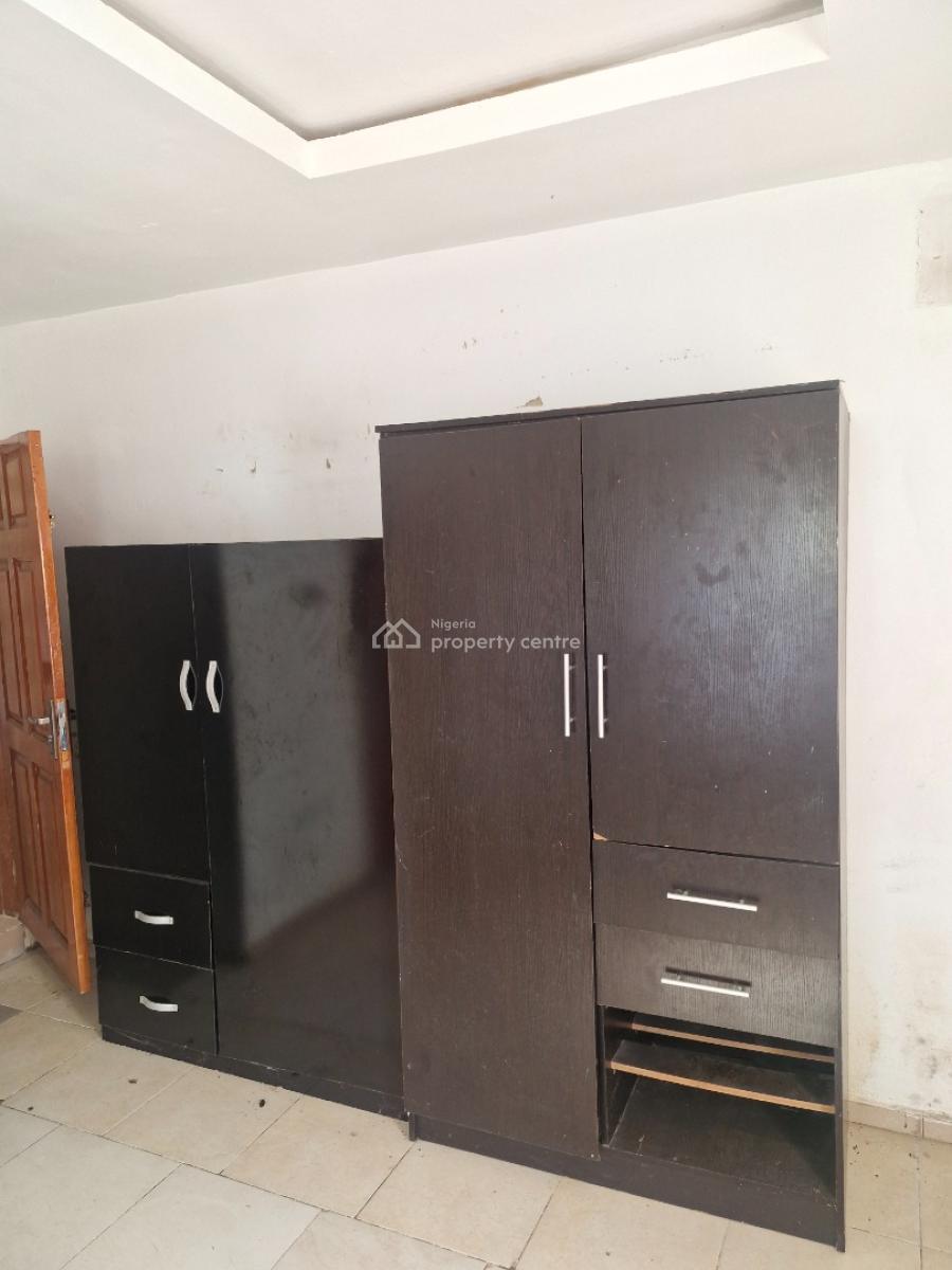 One Bed Bq.  Working Class Female Needed Only, Lekki Phase 1, Nicon Town, Lekki, Lagos, Mini Flat (room and Parlour) for Rent