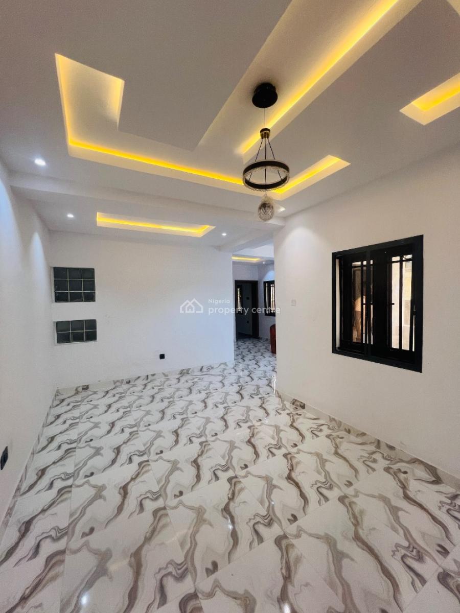 Lovely 4 Bedroom with Office Space and Bq, Chevron Drive, Lekki Phase 2, Lekki, Lagos, Semi-detached Duplex for Rent