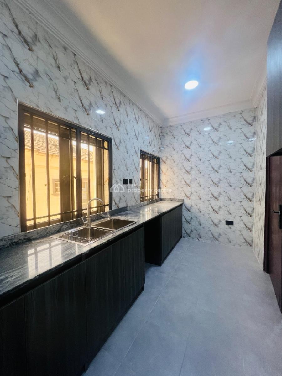 Lovely 4 Bedroom with Office Space and Bq, Chevron Drive, Lekki Phase 2, Lekki, Lagos, Semi-detached Duplex for Rent