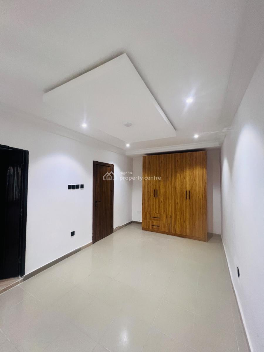 Lovely 4 Bedroom with Office Space and Bq, Chevron Drive, Lekki Phase 2, Lekki, Lagos, Semi-detached Duplex for Rent