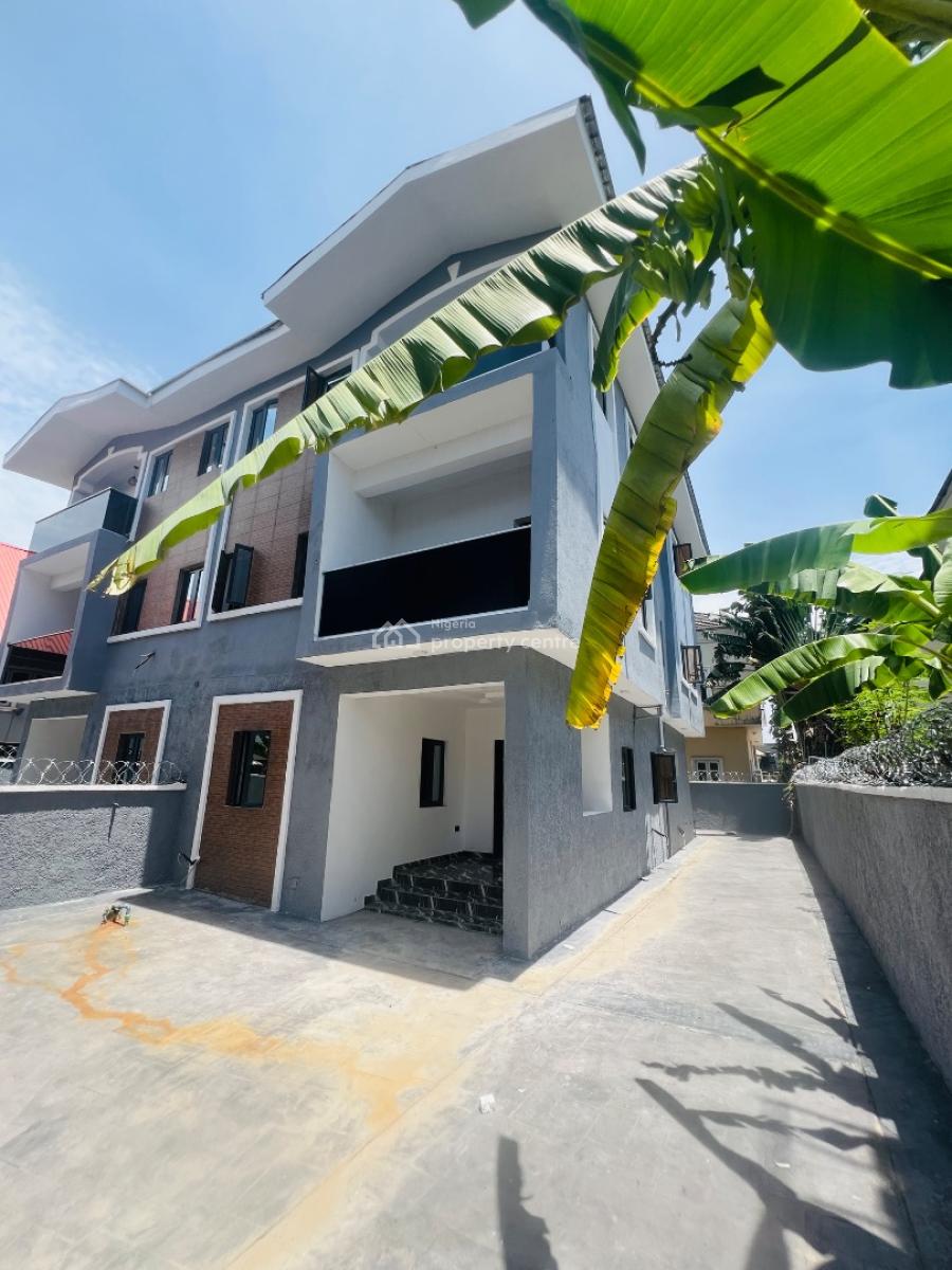 Lovely 4 Bedroom with Office Space and Bq, Chevron Drive, Lekki Phase 2, Lekki, Lagos, Semi-detached Duplex for Rent